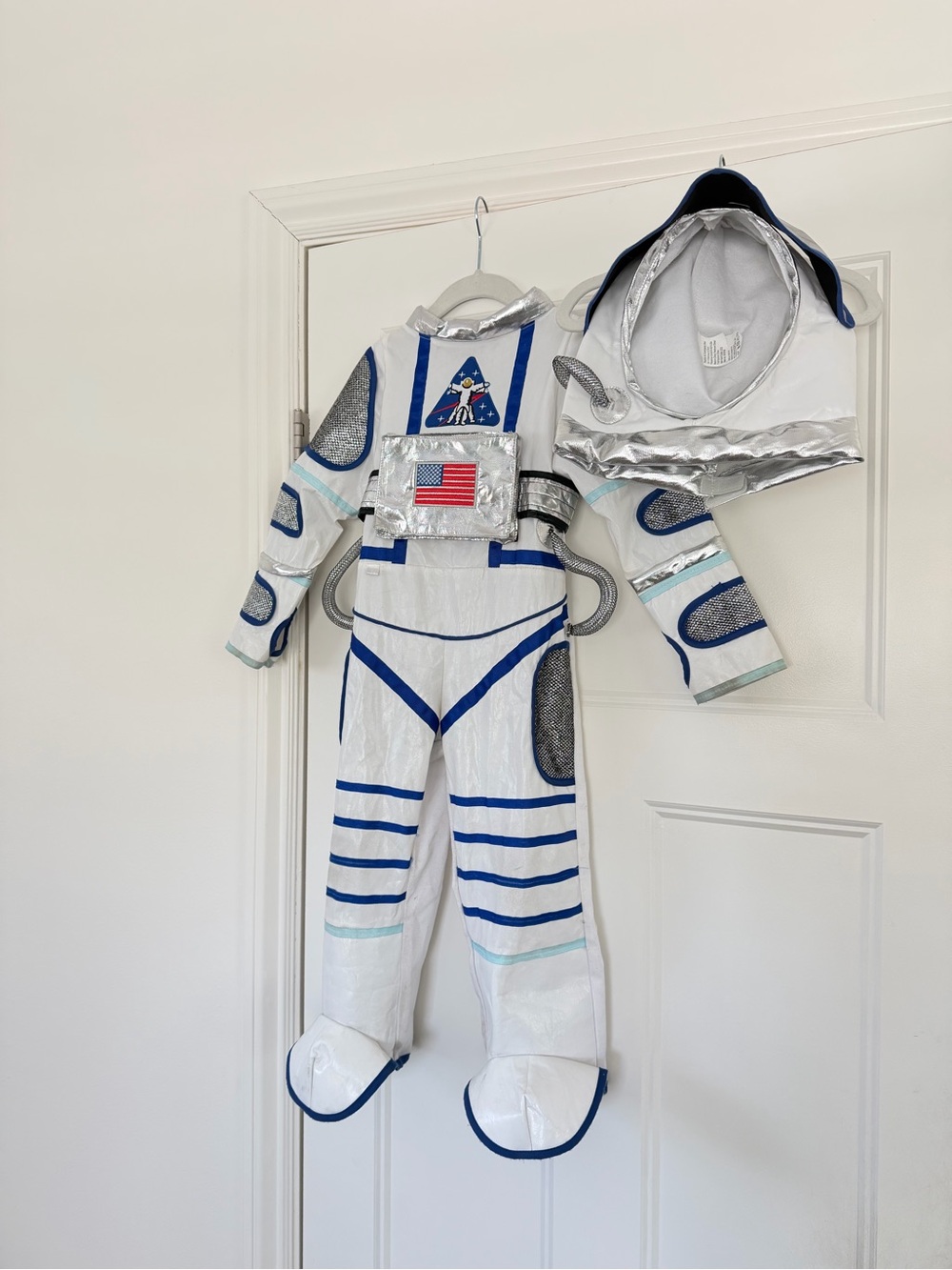 Kids Astronaut Costume - White & Blue Space Suit